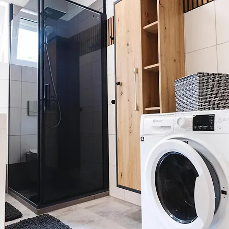 Schoenhier וסטרבורג